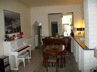  Investissement � vendre 12 pi�ces 210 m�