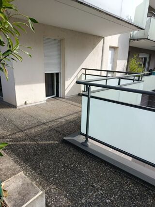  Appartement à louer 3 pièces 63 m²
