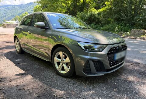 Audi A1 Sportback 30 TFSI 116 ch BVM6 S Line 2019 occasion Le Versoud 38420