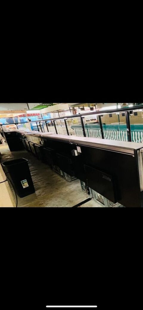 à  VENDRE : Vitrine frigorifique SOCOMAB (12 mètres) Quasi neuve (2022) 45000 91460 Marcoussis