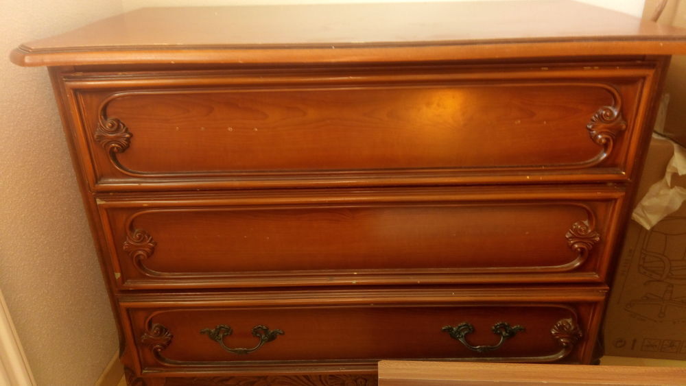 Vends divers meubles cause d&eacute;m&eacute;nagement Meubles