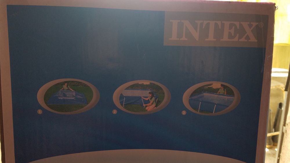 PISCINE INTEX Jardin
