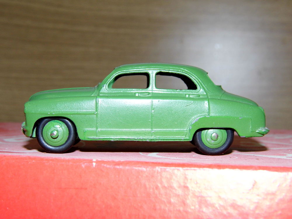 Dinky toys 24U SIMCA 9 ARONDE MECCANO 24U voiture collection vintage jouet ancien 