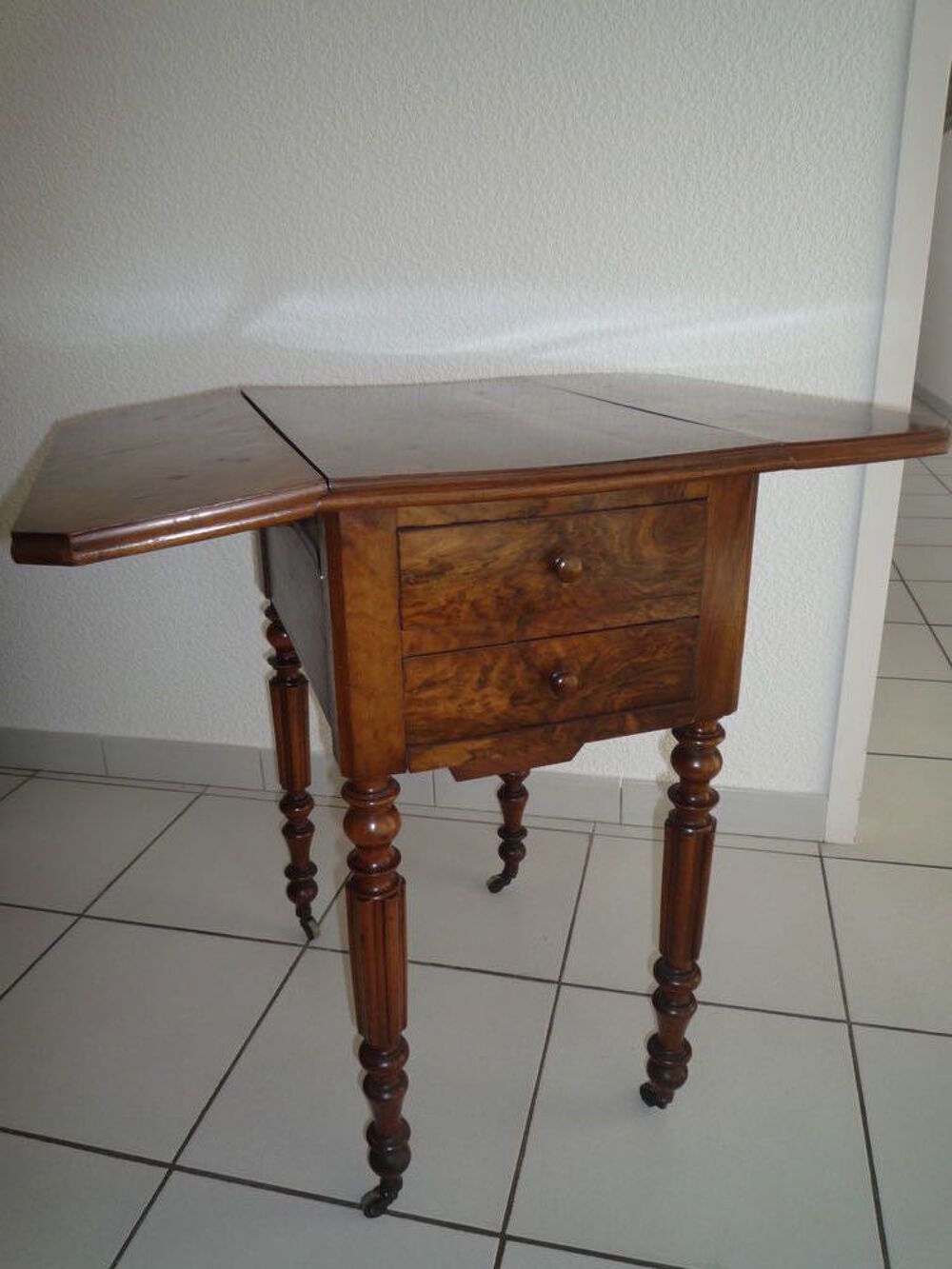 Meuble ANTIQUAIRE en NOYER Meubles
