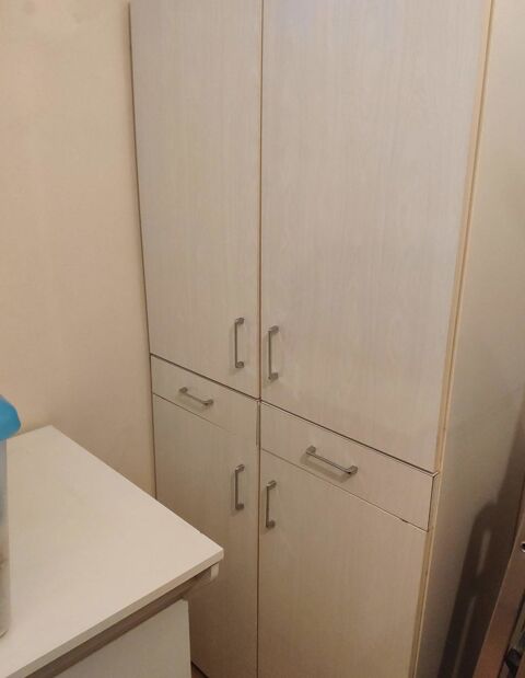 Meuble haut formica blanc 4 portes 2 tiroirs parfait état 45 Bourges (18)