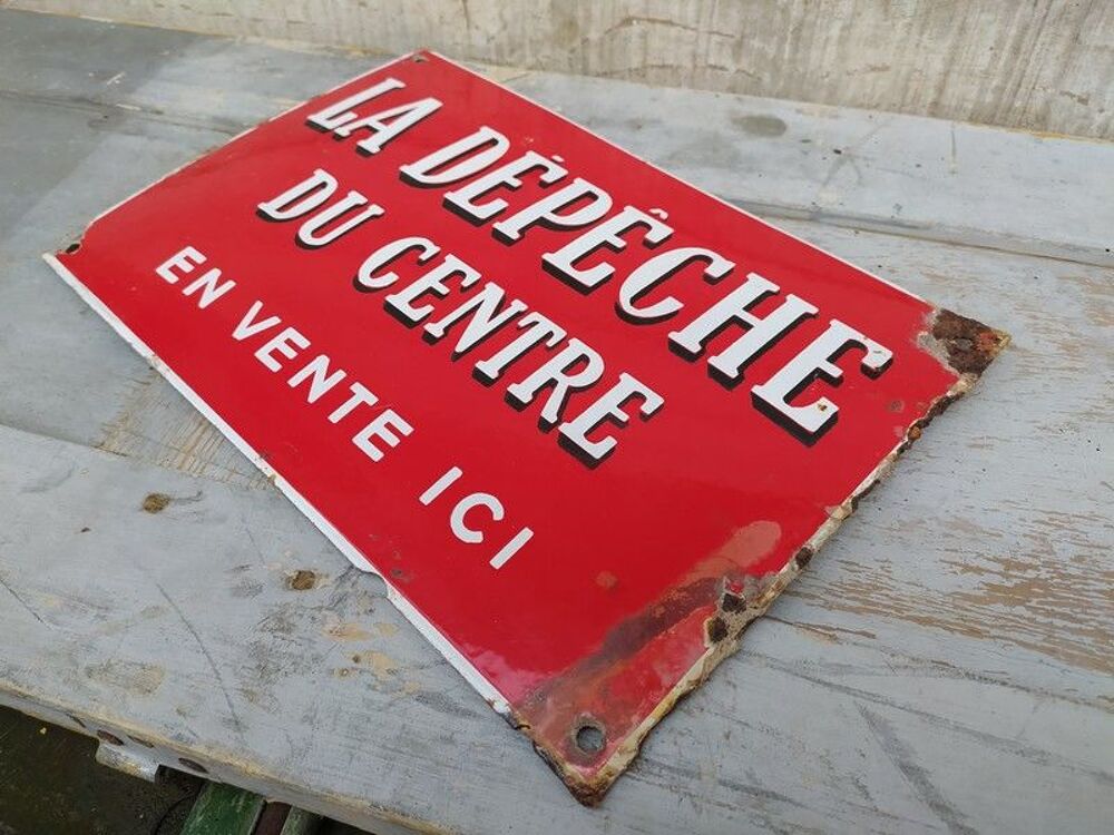 Ancienne Plaque &Eacute;maill&eacute;e La D&eacute;p&ecirc;che du Centre Journal 