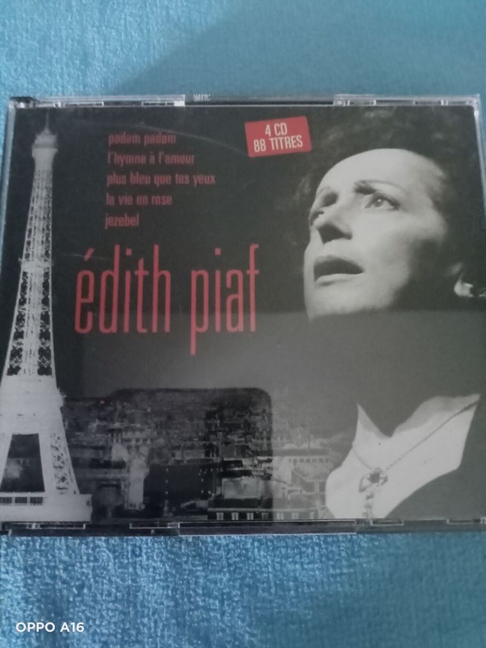 Coffret CD Souvenir Edith Piaf CD et vinyles
