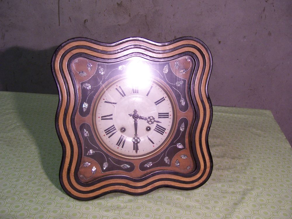 Horloge oeil de boeuf Meubles