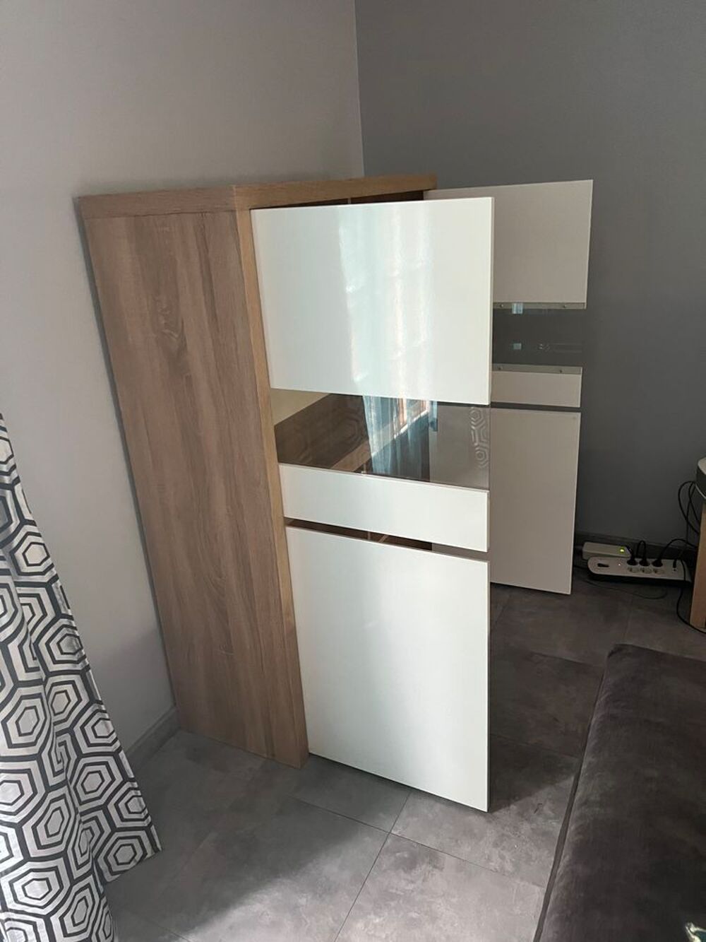 
Vitrine moderne blanc et h&ecirc;tre clair ? Meuble de ran Meubles