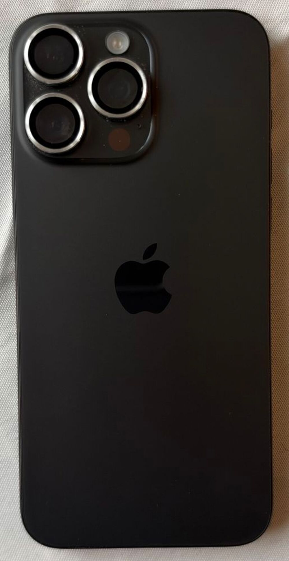 iPhone 15 pro max Téléphones et tablettes