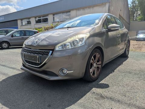 Peugeot 208 1.6 VTi 120 Allure 99.000km 2012