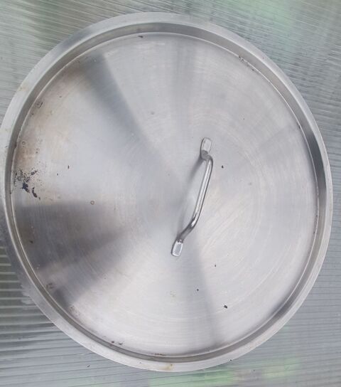 Couvercle inox � 40 int�rieur 20 �tampes (91)