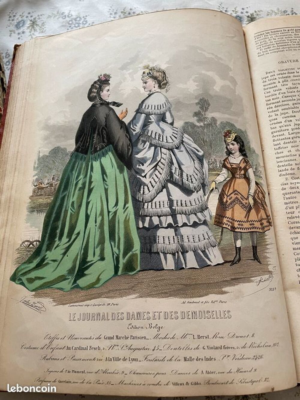 LIVRE ANCIEN DE MODE Livres et BD