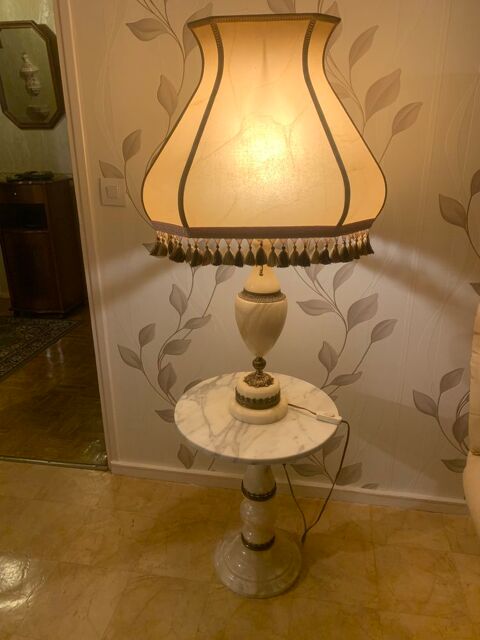 Table et lampe en albtre  40 Creil (60)