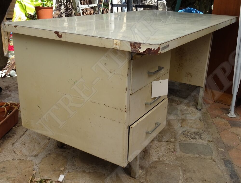 STRAFOR BUREAU M&Eacute;TAL 3 TIROIRS 1970 Meubles