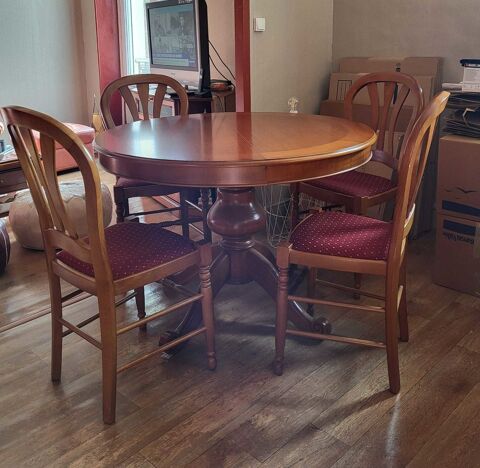   vendre table ronde + 4 chaises en  merisier 200 Saint-Chron (91)