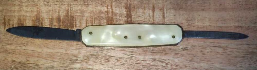 Petit couteau pliant effet nacre 2 fonctions 
