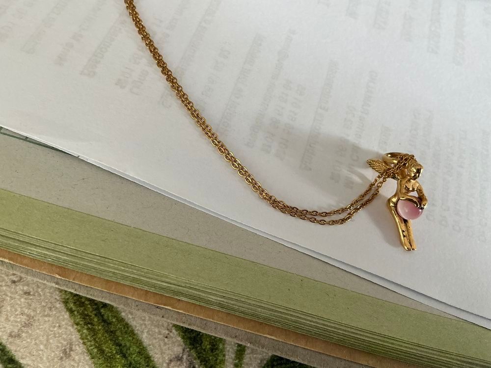 Pendentif F&eacute;e or plaqu&eacute; et quartz rose Bijoux et montres