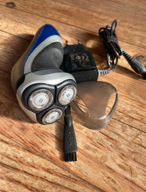 Rasoir lectrique Philips Powertouch PT735 30 Le Pont-de-Claix (38)