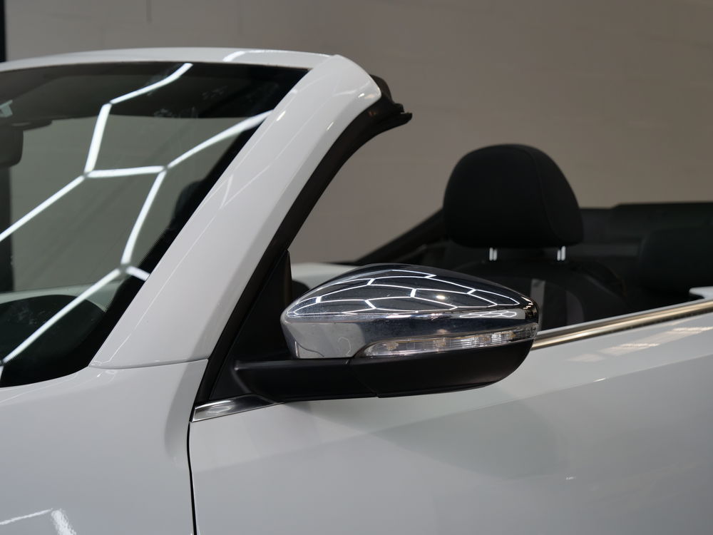 COCCINELLE II Coccinelle Cabriolet 1.2 TSI 105 BMT DSG7 Design 2018 occasion 69330 Pusignan