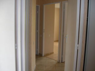  Appartement à louer 3 pièces 64 m²