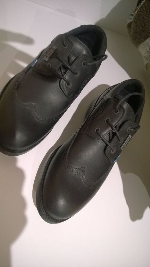 Chaussures de Golf Donzy-le-National (71)