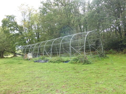 long tunnel de stockage ou maraichage structure  en acier  0 Tr�dion (56)