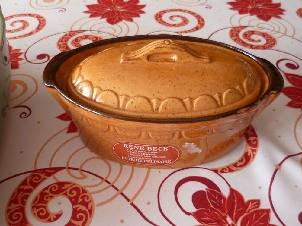 Plat en terre cuite cuisine TV recette viande poisson maison Electroménager