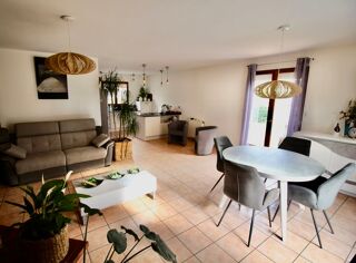  Villa  vendre 4 pices 110 m