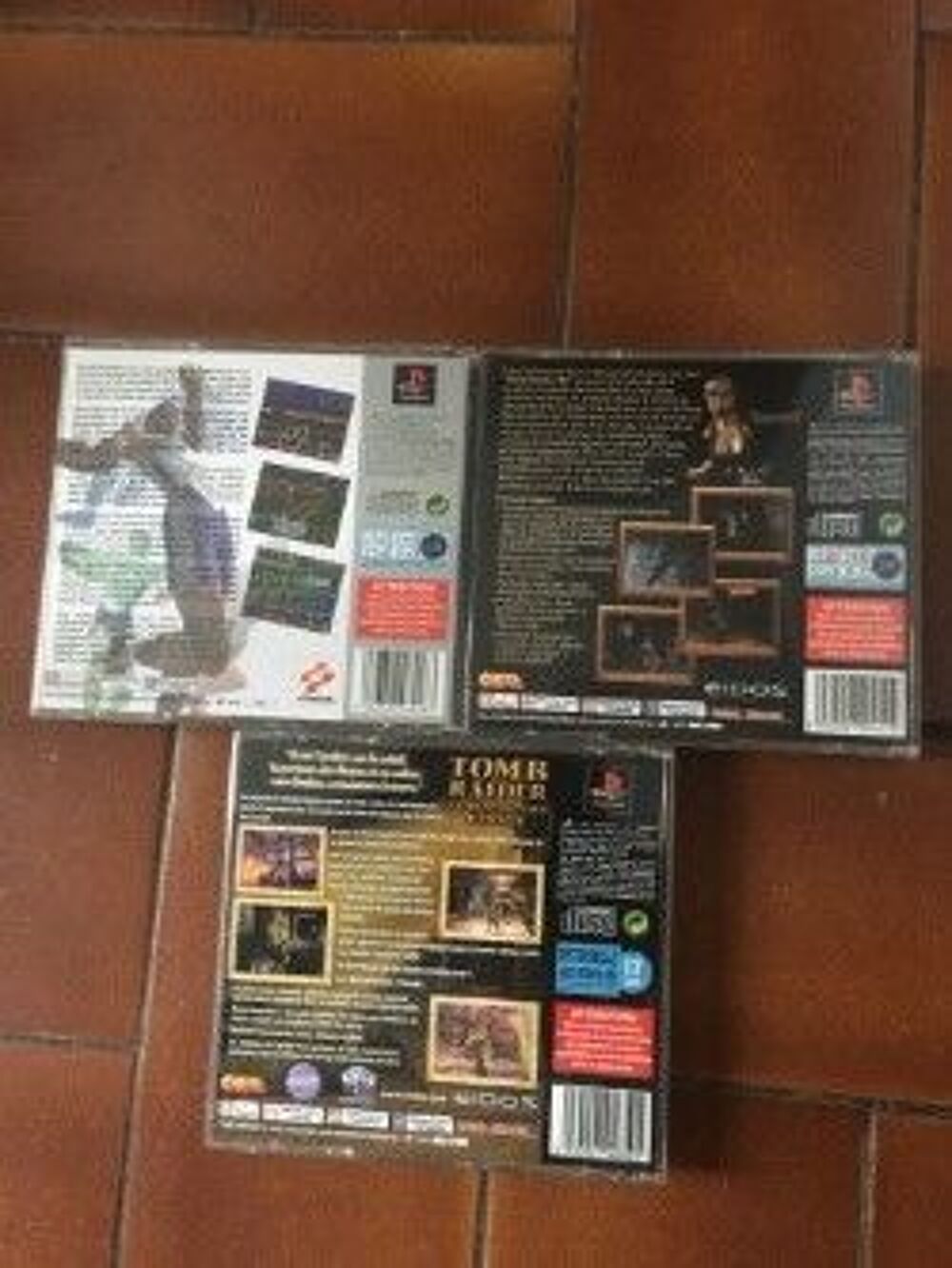 3 CD PS 10Euro(s) l'unit&eacute; Consoles et jeux vidéos