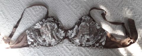   SOUTIEN-GORGE, 95 B, marque WELL 