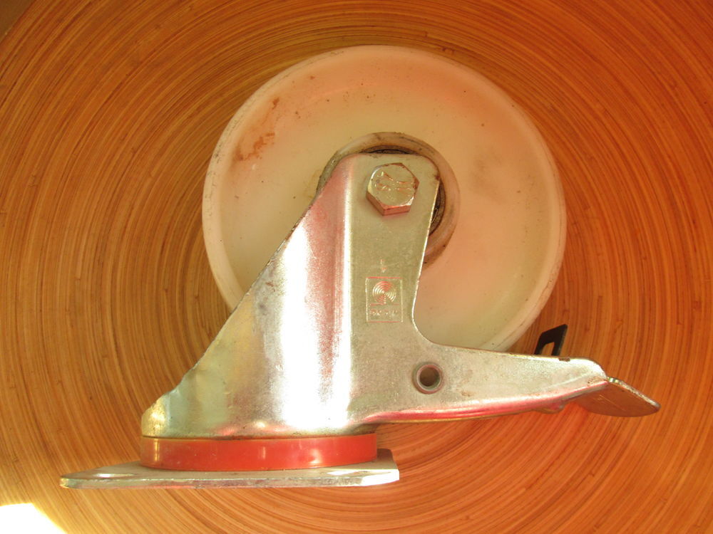 Roulettes fixes et pivotantes de manutention Bricolage