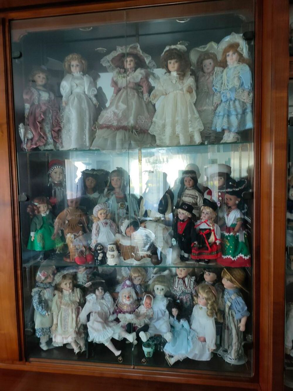Collection de poup&eacute;es 