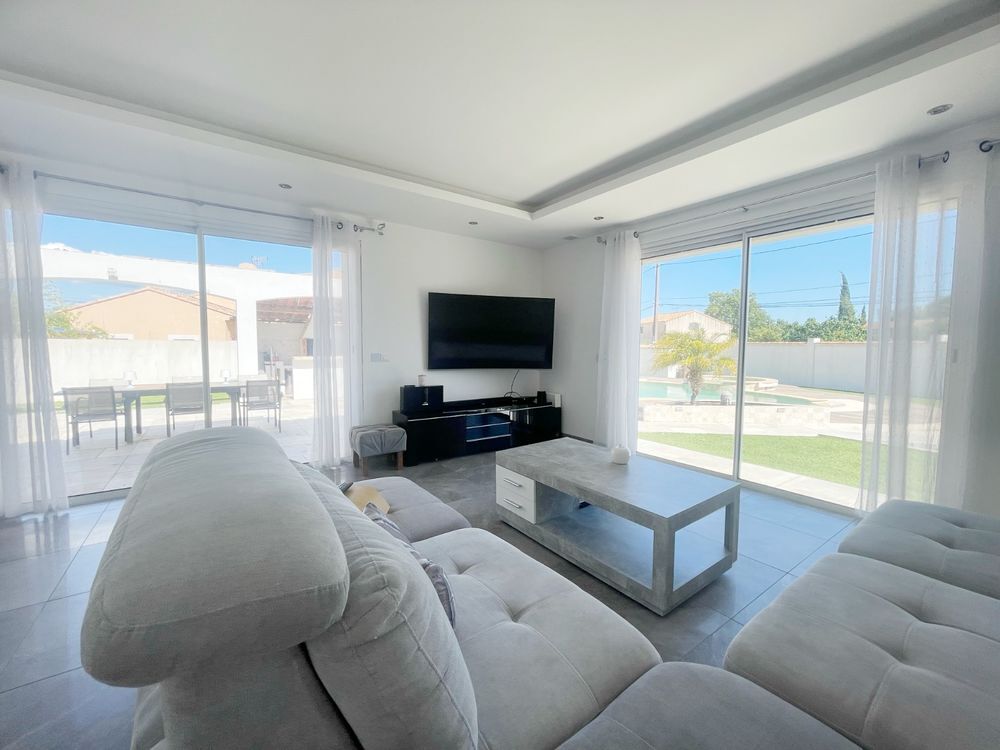 Vente Villa LA FARLÈDE ? Maison de plain-pied 120 m² avec piscine La farlède