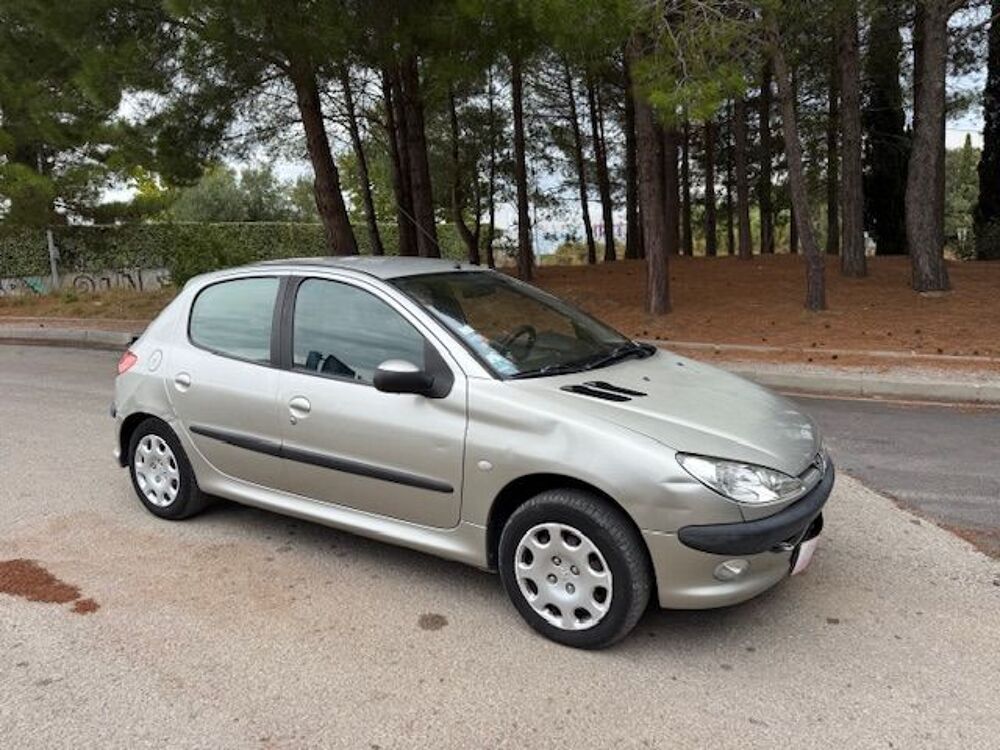 206 1.4 HDi 70cv XT Premium (4 CV) 2003 occasion 34690 Fabr&egrave;gues