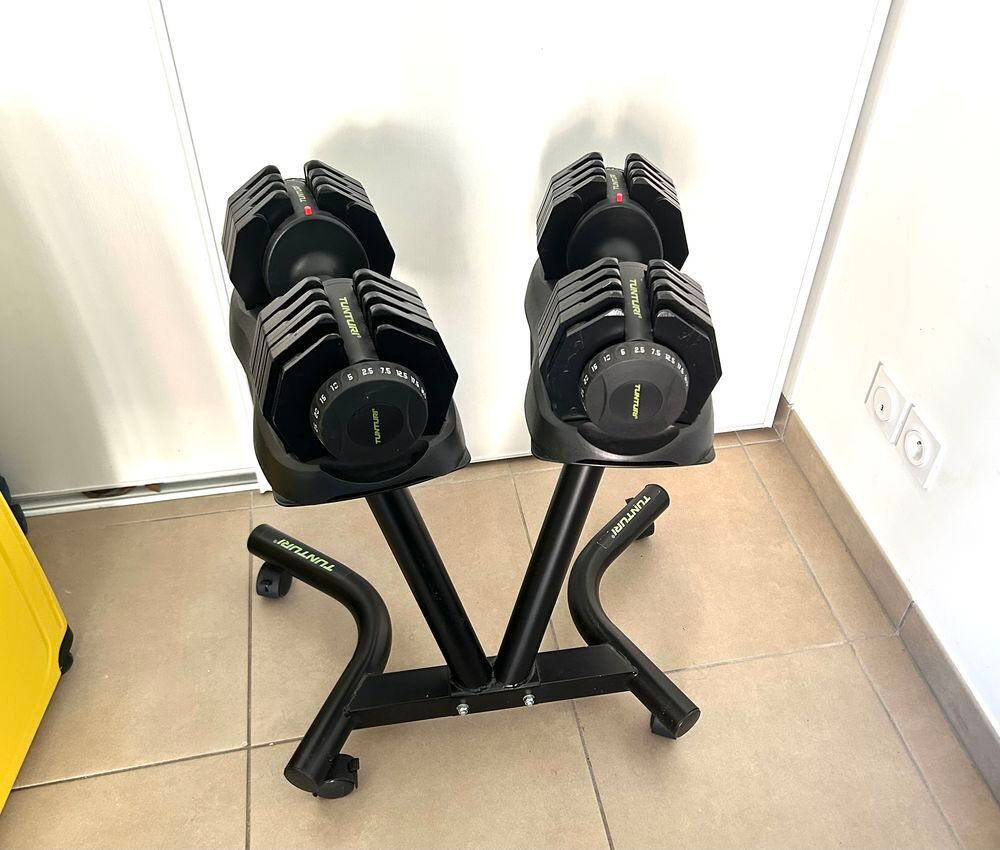 Halt&egrave;re r&eacute;glable Tunturi 2,5€"25 kg + support d'une valeur de 99 € offert Sports