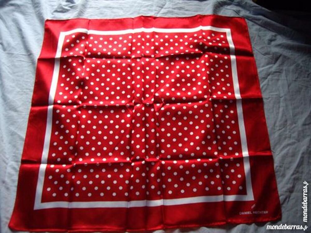 Foulards femme &agrave; 1 € pc Bijoux et montres