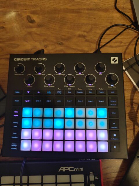 novation circuit tracks parfait tat 250 Vouill (86)