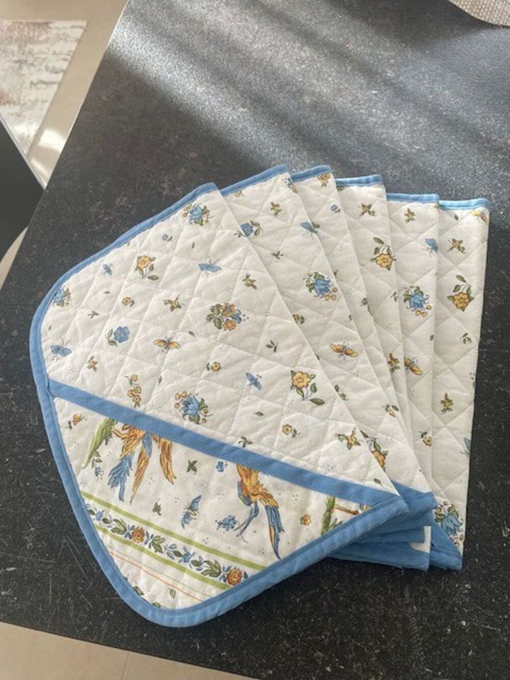 Sets de table et pani&egrave;re Décoration