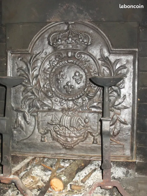 Plaque cheminée 130 Péronnas (01)