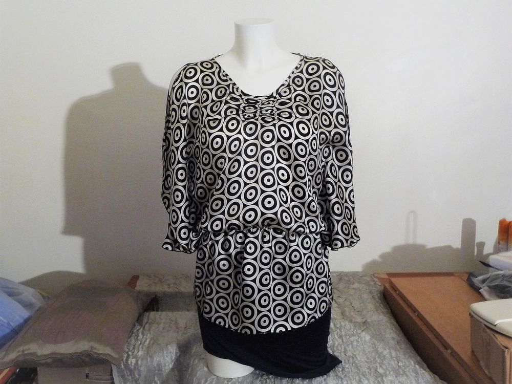 Tunique 100% Soie avec Ronds Noir et Blanc- Sergio Mimrani Vêtements