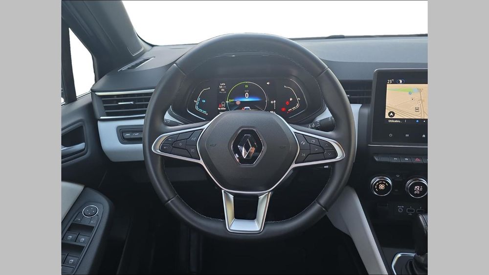 Clio V Clio E-Tech 140 - 21N Intens 2022 occasion 91300 Massy
