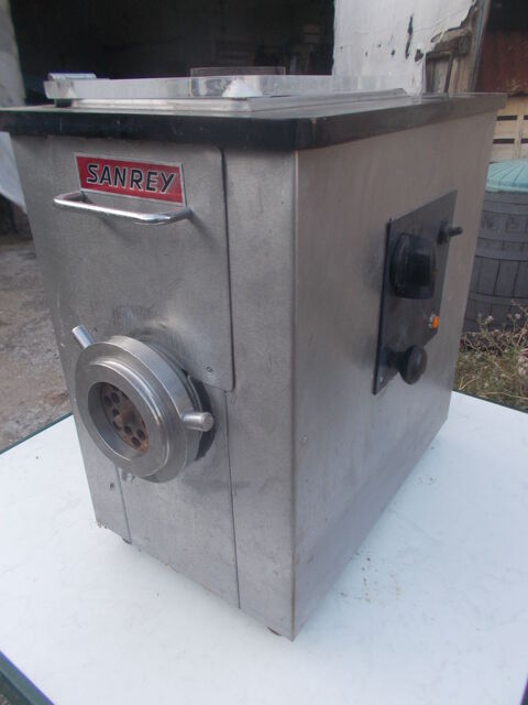 Hachoir pro SANREY faire prix 480 Saran (45)