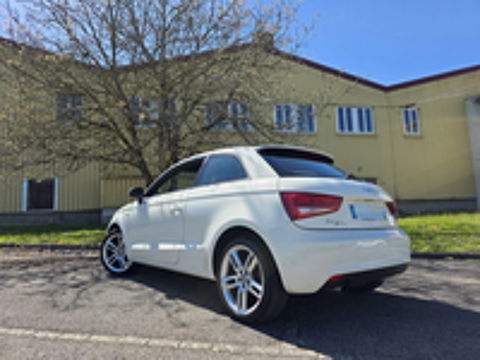 A1 1.6 TDI 105 S line 2013 occasion 25490 Dampierre-les-Bois