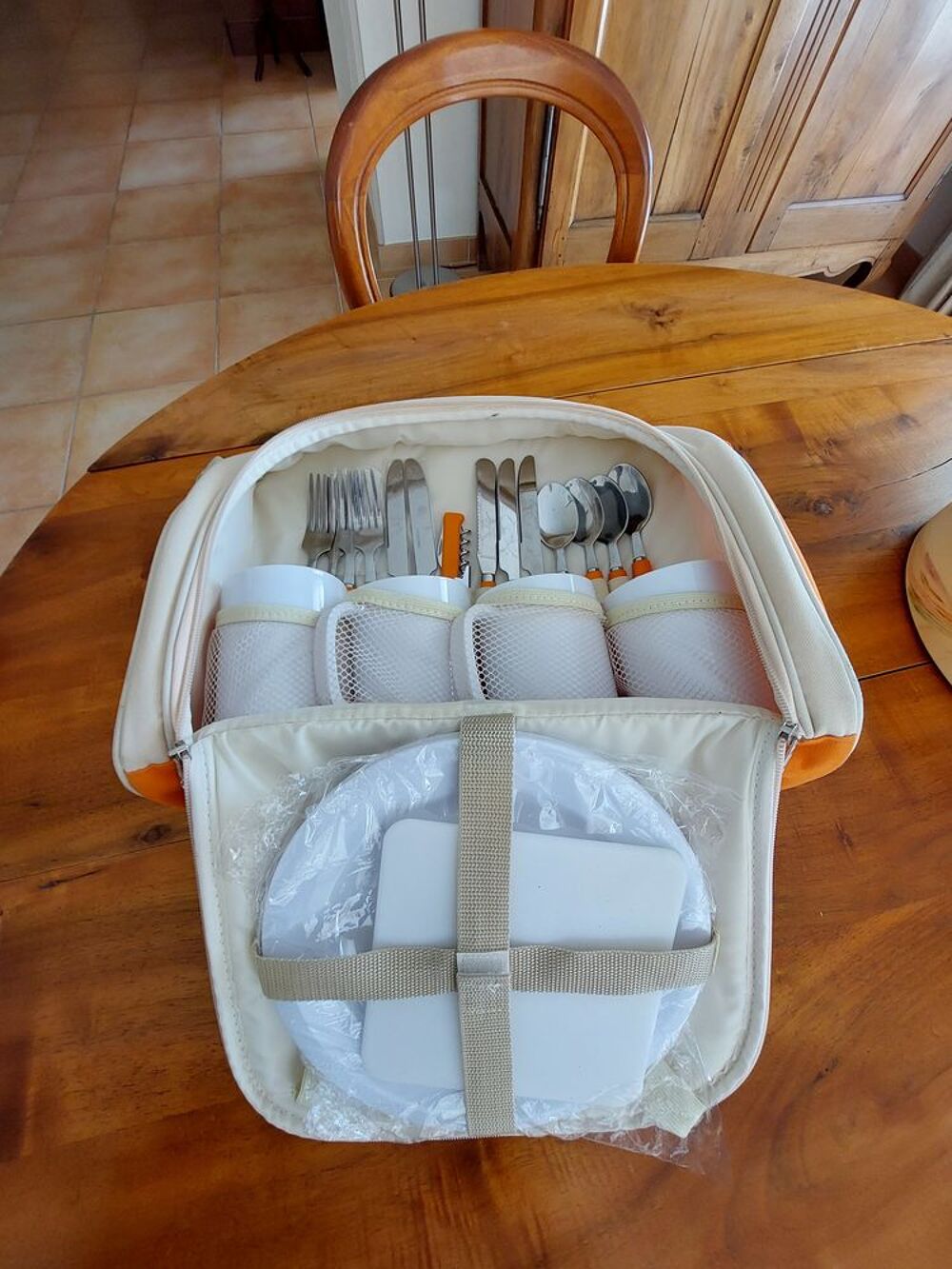 Mallette isotherme pour pique nique.
Cuisine