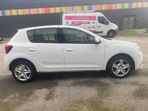 Dacia sandero SCe 75 Laur&eacute;ate
