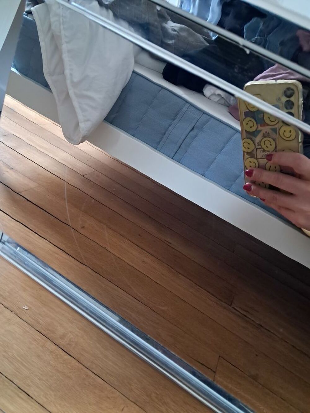 Table chevet 2 tiroirs IKEA &eacute;dition limit&eacute;e miroir Meubles