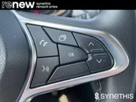 Captur E-Tech full hybrid 145 Equilibre 2023 occasion 13200 Arles