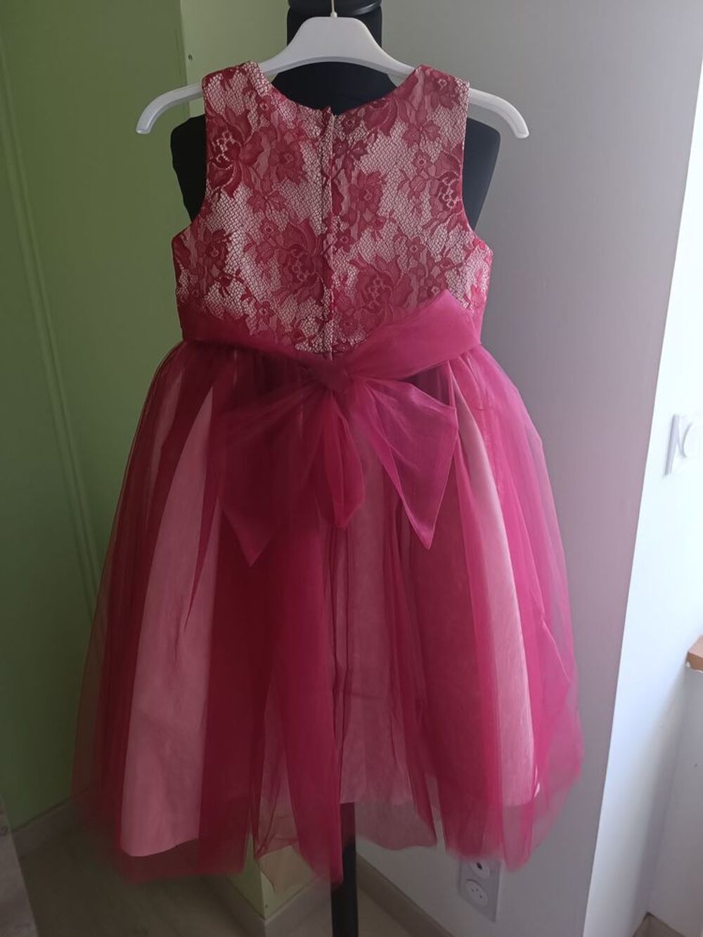 Robe de soir&eacute;e, Vêtements enfants