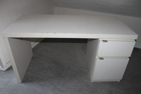 Saisissez le titre de votre objet. 0 Qudillac (35)